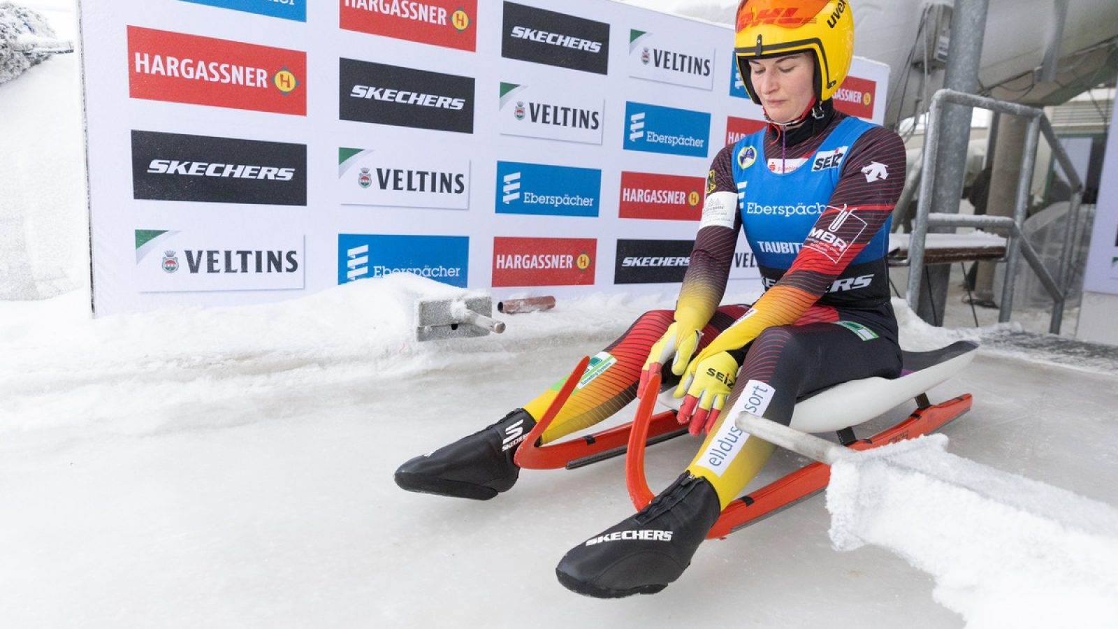 Rodel Weltmeisterin Julia Taubitz (GER) mit Skechers Rodelschuhen / Weiterer Text über ots und www.presseportal.de/nr/166424 / Die Verwendung dieses Bildes für redaktionelle Zwecke ist unter Beachtung aller mitgeteilten Nutzungsbedingungen zulässig und dann auch honorarfrei. Veröffentlichung ausschließlich mit Bildrechte-Hinweis.