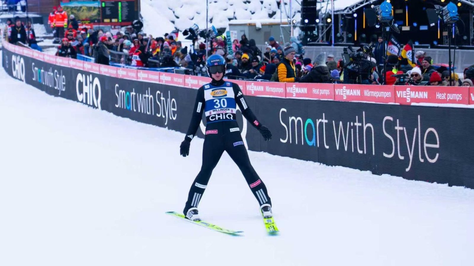 CHiQ präsentiert Smart Living beim FIS Skisprung-Weltcup in Deutschland. / Weiterer Text über ots und www.presseportal.de/nr/156285 / Die Verwendung dieses Bildes für redaktionelle Zwecke ist unter Beachtung aller mitgeteilten Nutzungsbedingungen zulässig und dann auch honorarfrei. Veröffentlichung ausschließlich mit Bildrechte-Hinweis.