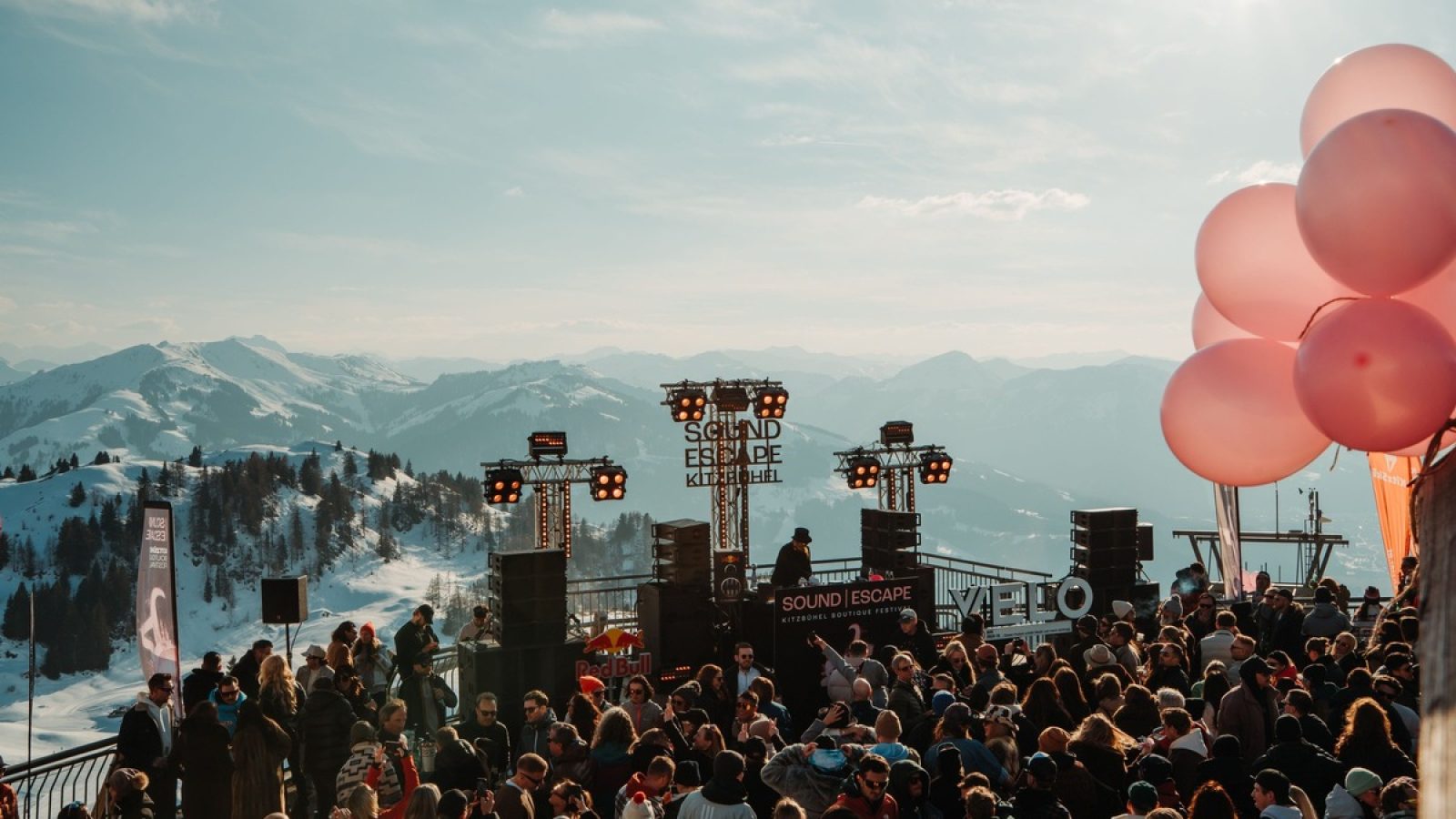 Premiere mit der Alpine Stage am Kitzbüheler Horn mit Headliner Claptone.
