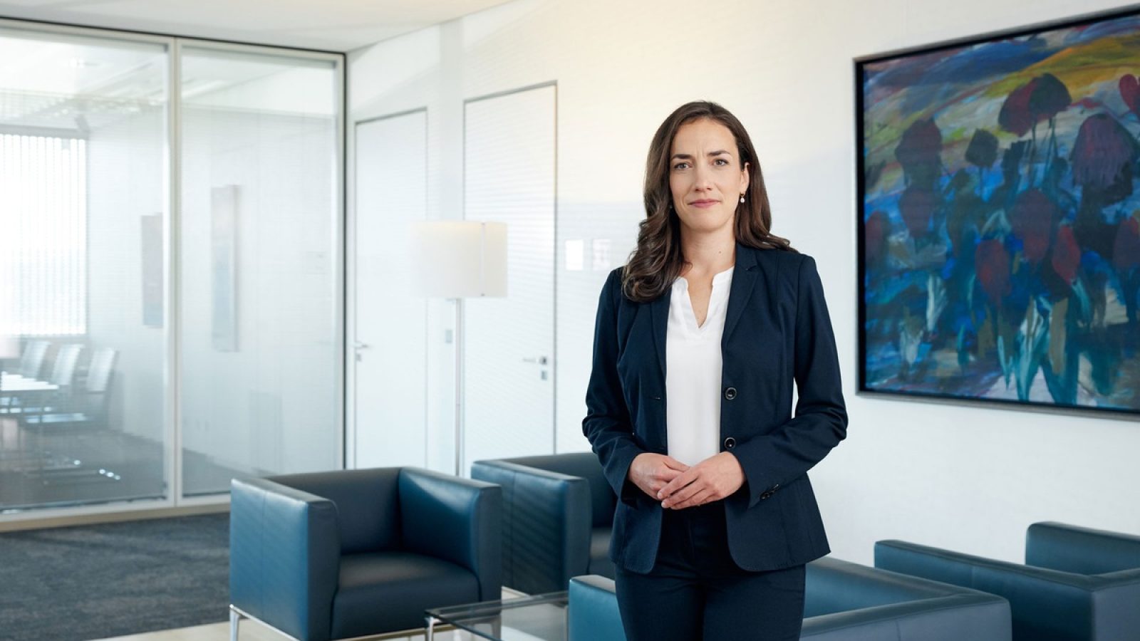 Laura Müller, Vorstandsmitglied der Debeka / Weiterer Text über ots und www.presseportal.de/nr/57398 / Die Verwendung dieses Bildes für redaktionelle Zwecke ist unter Beachtung aller mitgeteilten Nutzungsbedingungen zulässig und dann auch honorarfrei. Veröffentlichung ausschließlich mit Bildrechte-Hinweis.