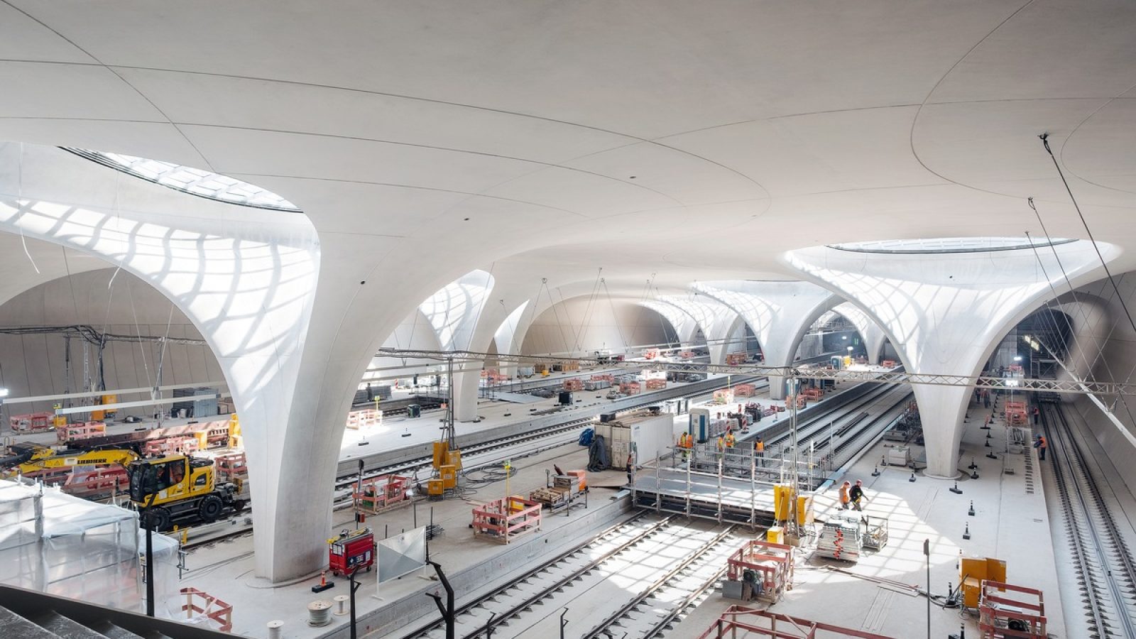 "Die Inbetriebnahme von Stuttgart 21 wird sich um weitere Jahre verschieben"
Bild: Projekt Stuttgart 21 - Lichtaugen und mehr (Stand 5/2025)
© SWR/Deutsche Bahn AG/Achim Birnbaum, honorarfrei - Verwendung gemäß der AGB im engen inhaltlichen, redaktionellen Zusammenhang mit genannter SWR-Sendung bei Nennung "Bild: SWR/Deutsche Bahn AG/Achim Birnbaum (S2). SWR Presse/Bildkommunikation, Baden-Baden, Tel: 07221/929-22202, foto@swr.de / Weiterer Text über ots und www.presseportal.de/nr/7169 / Die Verwendung dieses Bildes für redaktionelle Zwecke ist unter Beachtung aller mitgeteilten Nutzungsbedingungen zulässig und dann auch honorarfrei. Veröffentlichung ausschließlich mit Bildrechte-Hinweis.