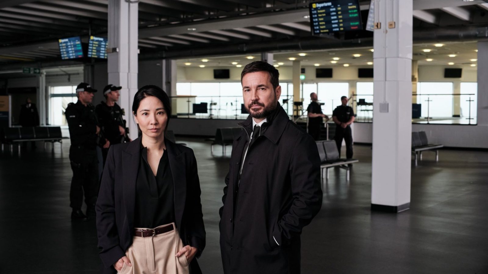 Die Thriller-Serie "Red Eye" Staffel 2 startet 2026 exklusiv auf Sky und WOW. / Weiterer Text über ots und www.presseportal.de/nr/33221 / Die Verwendung dieses Bildes für redaktionelle Zwecke ist unter Beachtung aller mitgeteilten Nutzungsbedingungen zulässig und dann auch honorarfrei. Veröffentlichung ausschließlich mit Bildrechte-Hinweis.