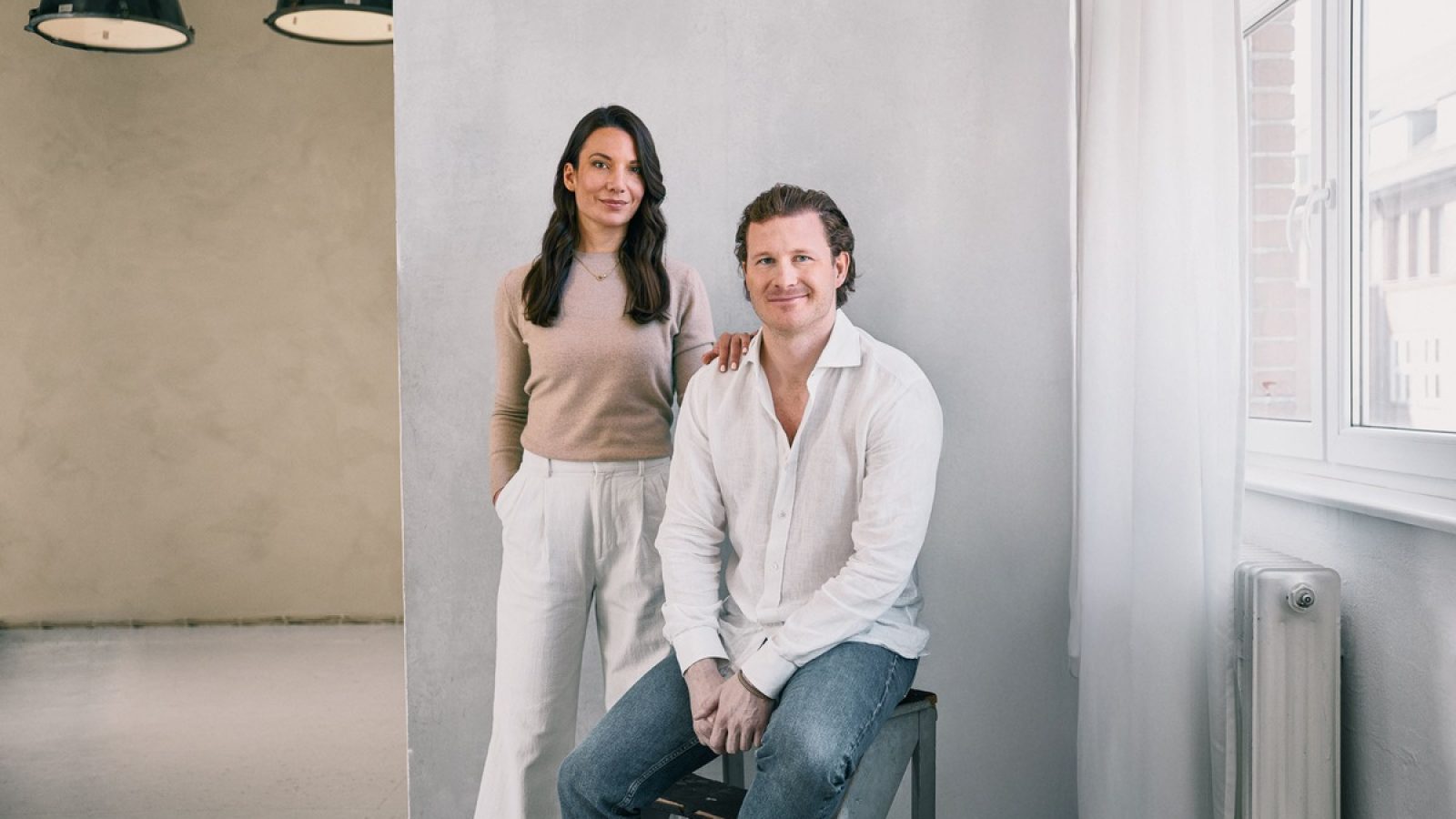 FORMEL SKIN Gründer: Dr. Sarah Bechstein & Florian Semler / Weiterer Text über ots und www.presseportal.de/nr/170229 / Die Verwendung dieses Bildes für redaktionelle Zwecke ist unter Beachtung aller mitgeteilten Nutzungsbedingungen zulässig und dann auch honorarfrei. Veröffentlichung ausschließlich mit Bildrechte-Hinweis.