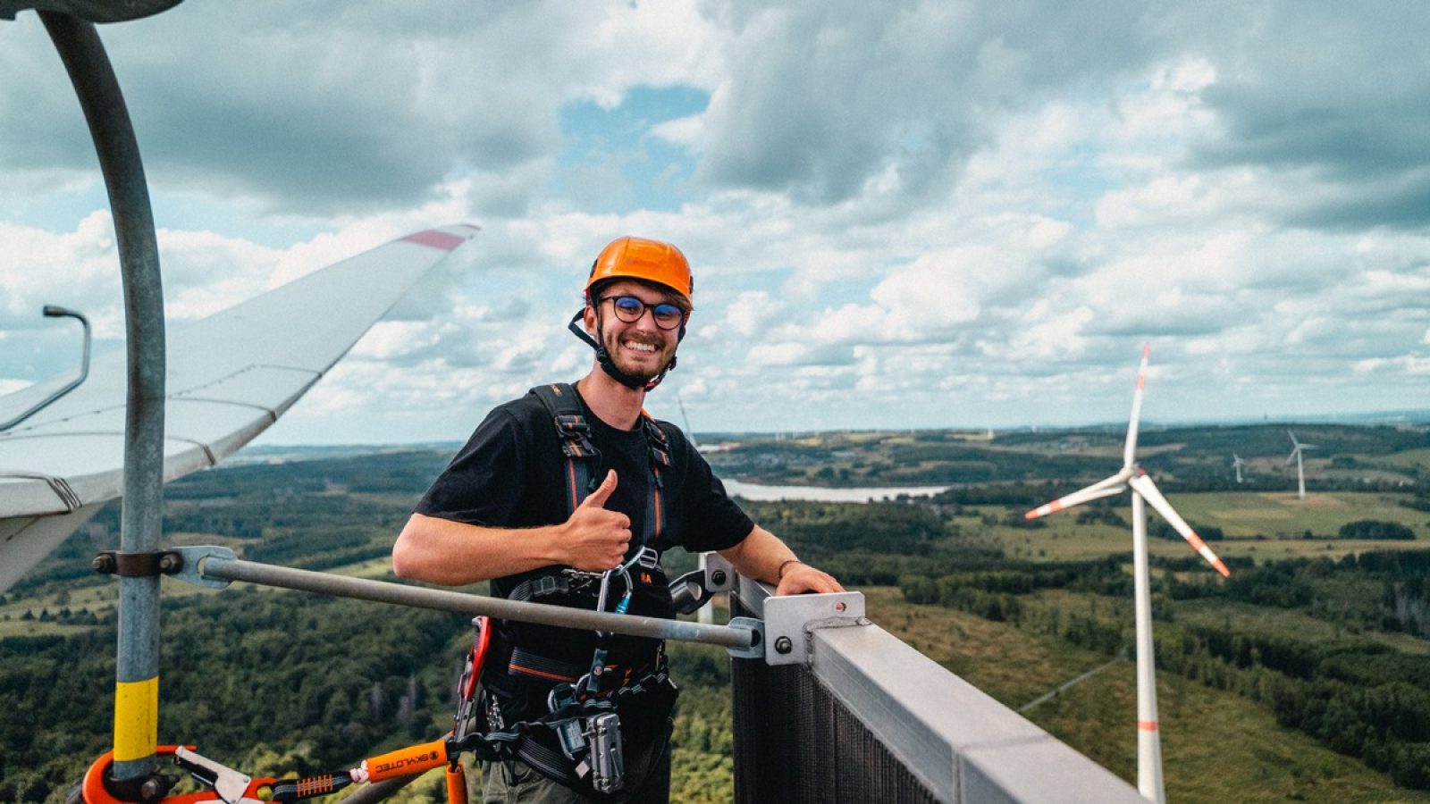Die Videoproduktion until11 unterstützt mittelständische Unternehmen bei der Entwicklung moderner Unternehmensfilme / Weiterer Text über ots und www.presseportal.de/nr/181695 / Die Verwendung dieses Bildes für redaktionelle Zwecke ist unter Beachtung aller mitgeteilten Nutzungsbedingungen zulässig und dann auch honorarfrei. Veröffentlichung ausschließlich mit Bildrechte-Hinweis.