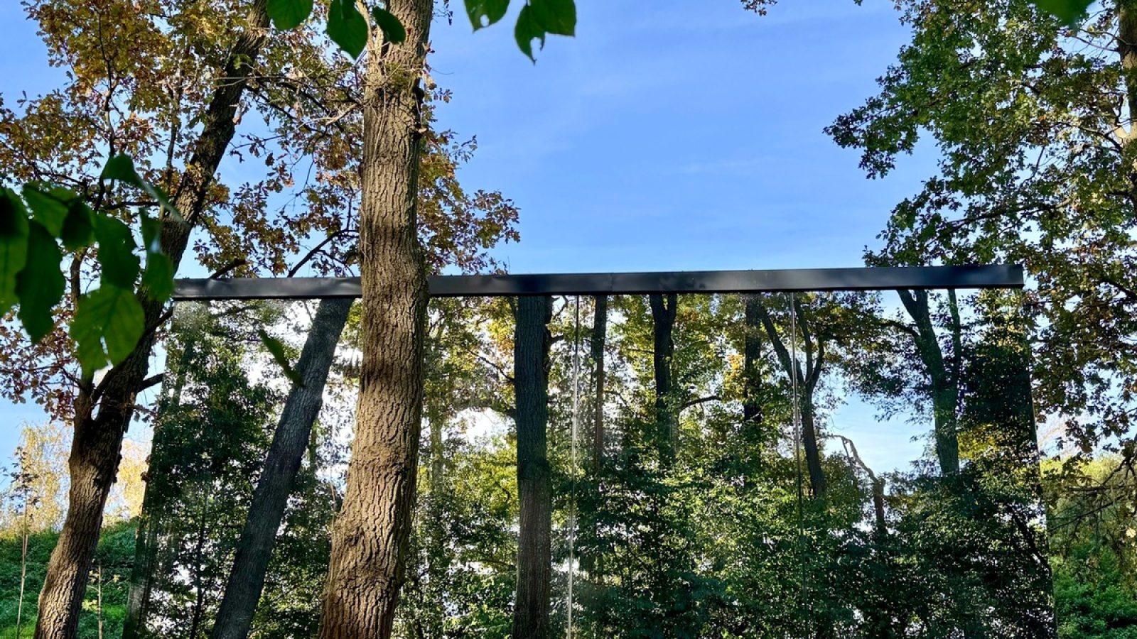 Kaum zu erkennen: Das Spiegelhaus in der Caravanserei. / Weiterer Text über ots und www.presseportal.de/nr/181614 / Die Verwendung dieses Bildes für redaktionelle Zwecke ist unter Beachtung aller mitgeteilten Nutzungsbedingungen zulässig und dann auch honorarfrei. Veröffentlichung ausschließlich mit Bildrechte-Hinweis.