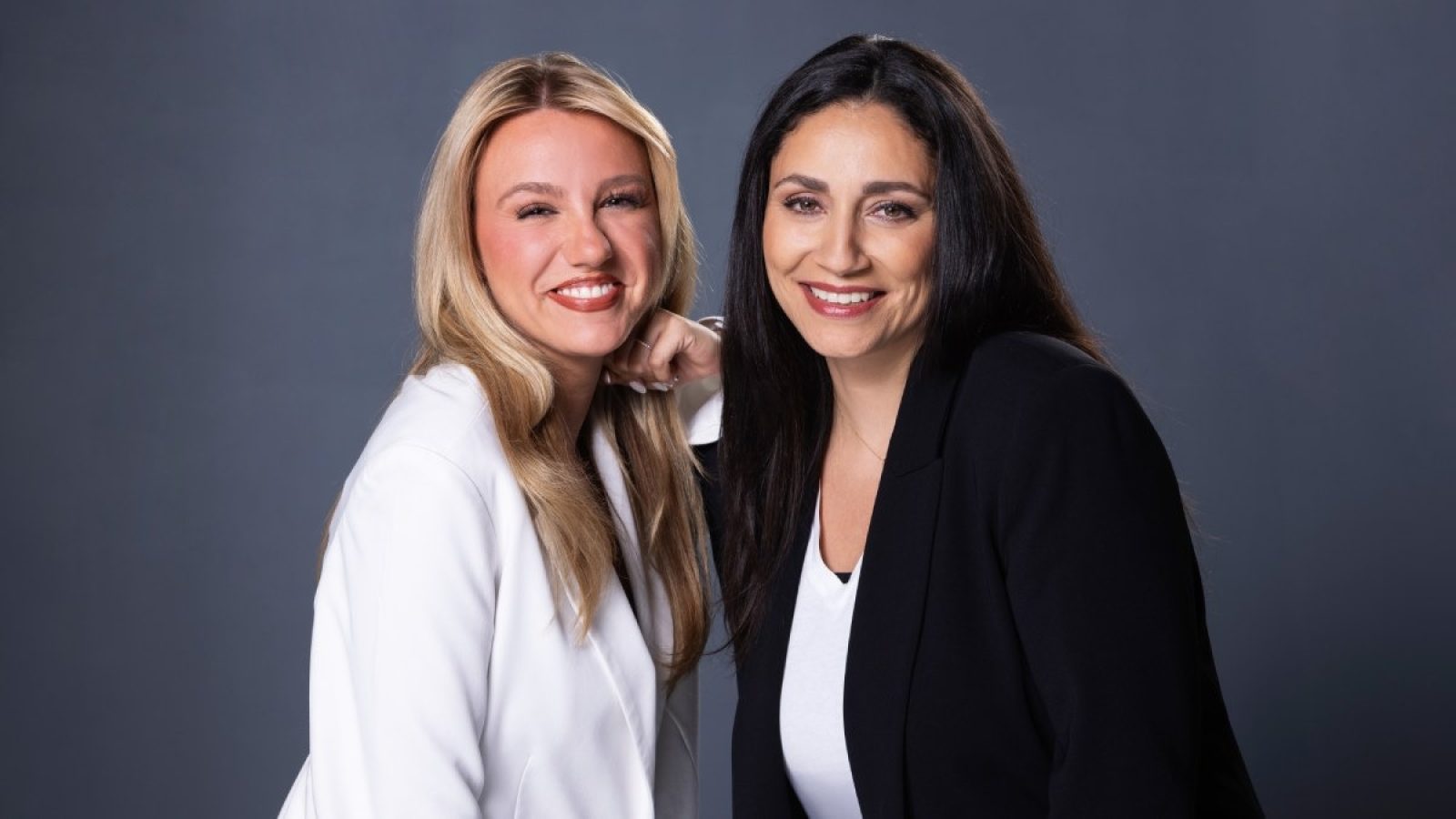 Laura Loos und Zehra Serdar / Weiterer Text über ots und www.presseportal.de/nr/181686 / Die Verwendung dieses Bildes für redaktionelle Zwecke ist unter Beachtung aller mitgeteilten Nutzungsbedingungen zulässig und dann auch honorarfrei. Veröffentlichung ausschließlich mit Bildrechte-Hinweis.