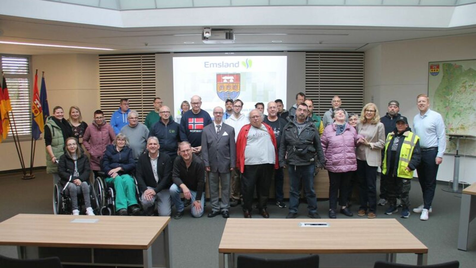 Politische Bildung im Kreishaus: Beschäftigte des St.-Vitus-Werks erkunden die Kreisverwaltung