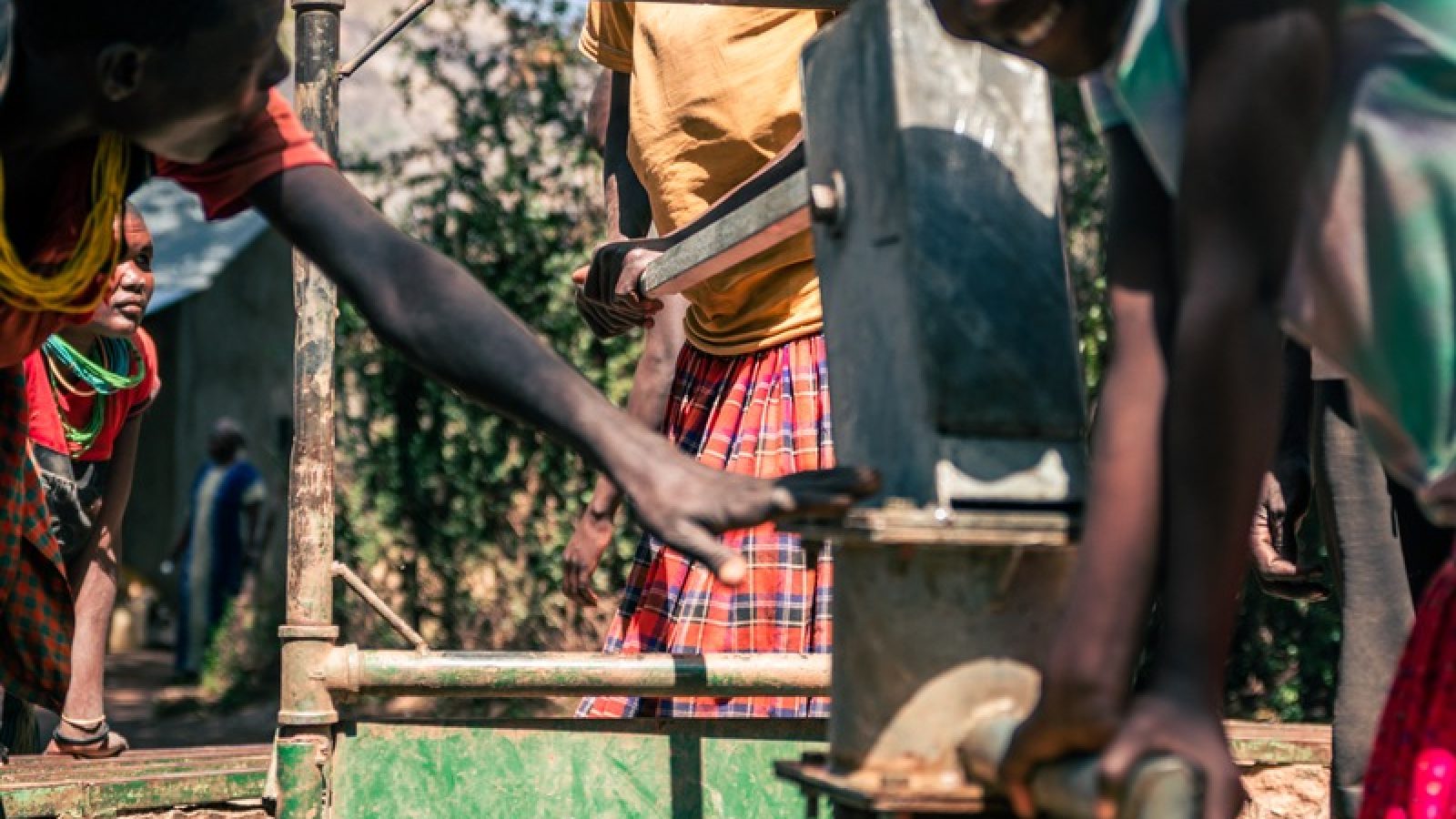 Wasserprojekt mit Viva con Agua in Uganda / Weiterer Text über ots und www.presseportal.de/nr/182206 / Die Verwendung dieses Bildes für redaktionelle Zwecke ist unter Beachtung aller mitgeteilten Nutzungsbedingungen zulässig und dann auch honorarfrei. Veröffentlichung ausschließlich mit Bildrechte-Hinweis.